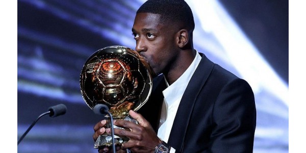 Ein weiterer Spieler aus den 1990er-Jahren hat den Ballon d'Or gewonnen Ein weiterer Spieler aus den 1990er-Jahren hat den Ballon d'Or gewonnen